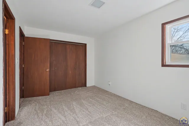 $249,900 | 112 Walnut Court, Perry, KS 66073