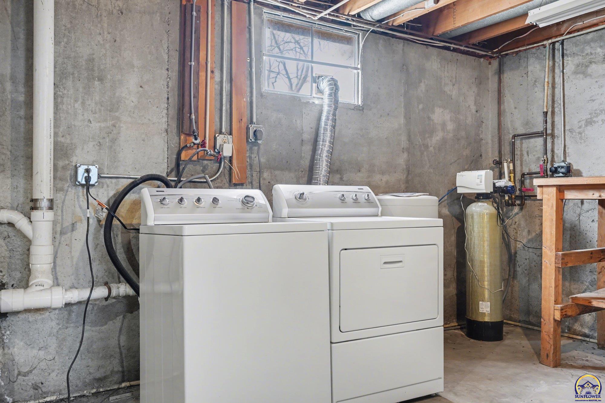 112 Walnut Court Perry, KS 66073 - Photo 26 of 36