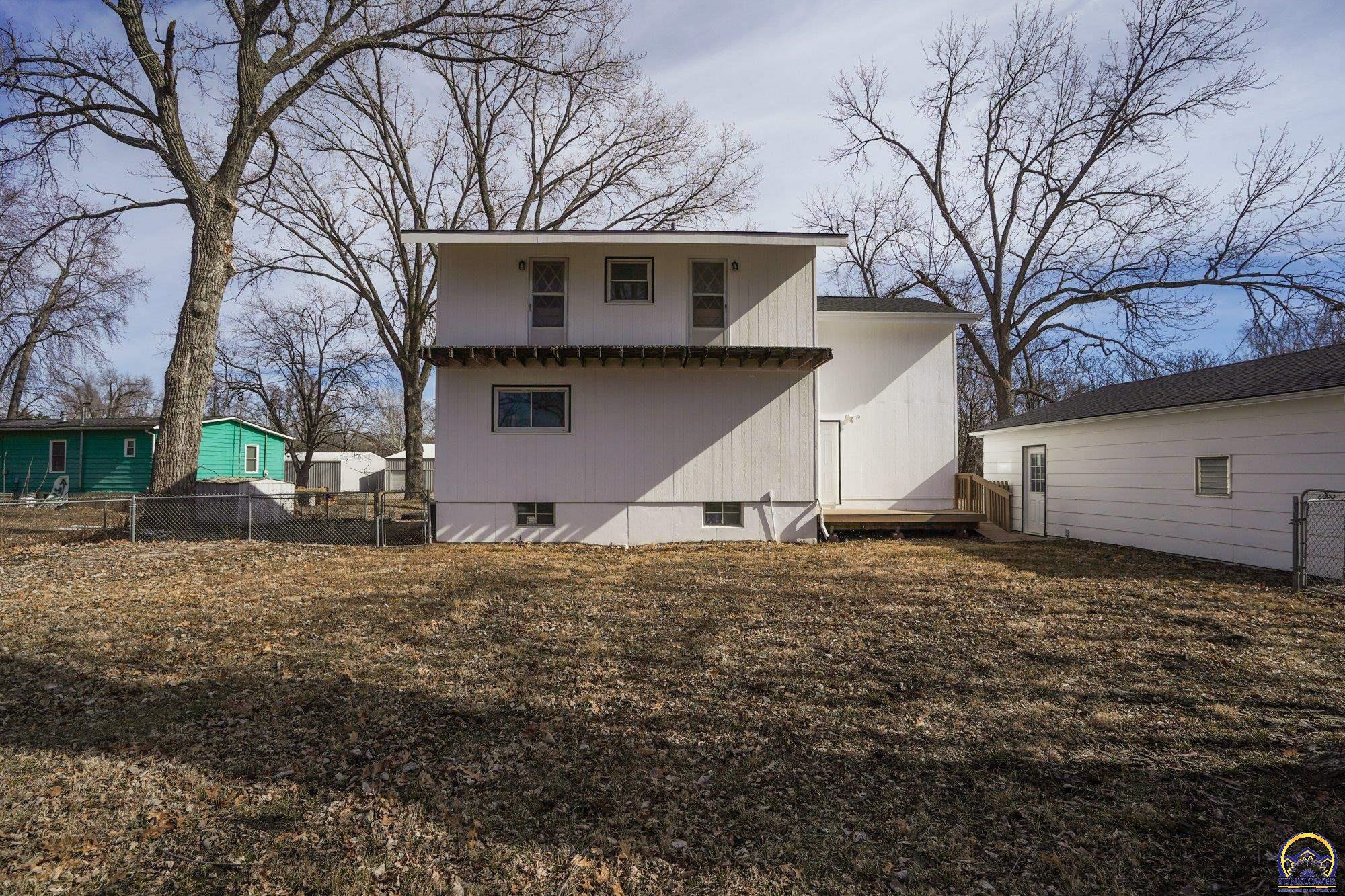 112 Walnut Court Perry, KS 66073 - Photo 29 of 36