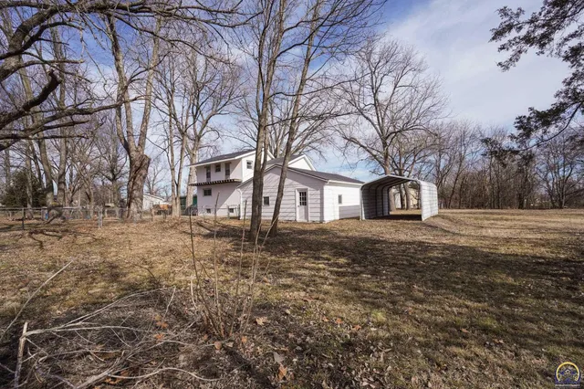 $249,900 | 112 Walnut Court, Perry, KS 66073