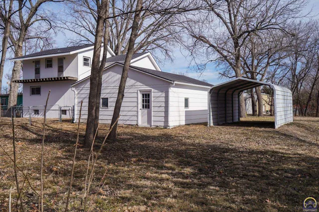 $249,900 | 112 Walnut Court, Perry, KS 66073