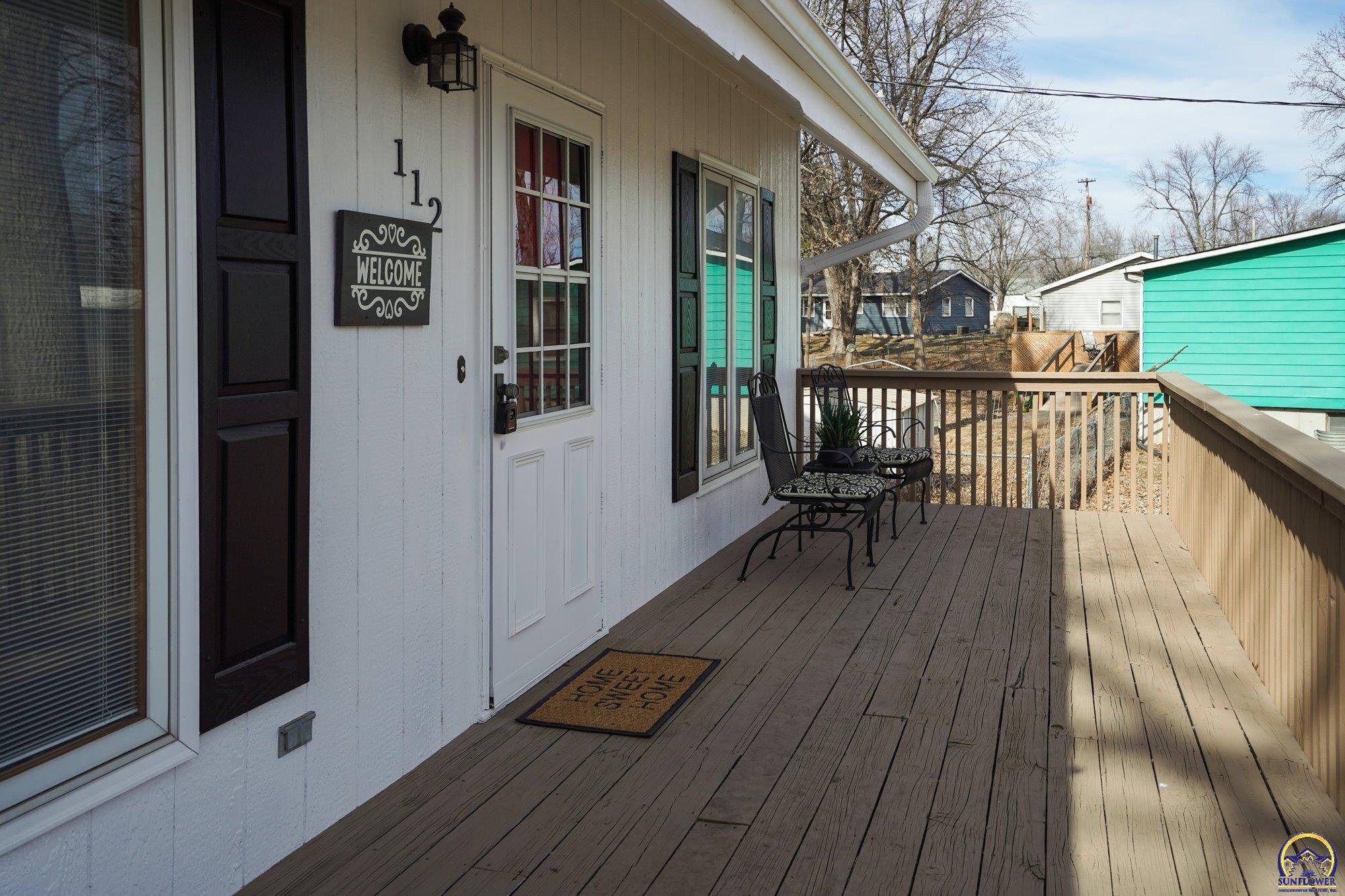 112 Walnut Court Perry, KS 66073 - Photo 5 of 36