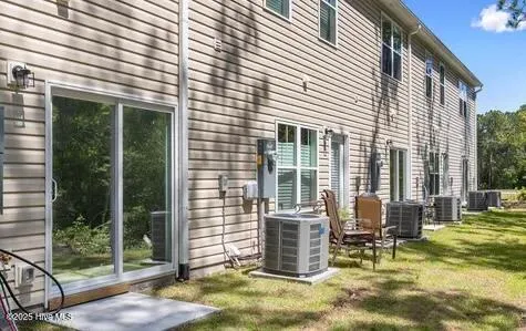 $229,500 | 133 Buckhorn Avenue, Holly Ridge, NC 28445