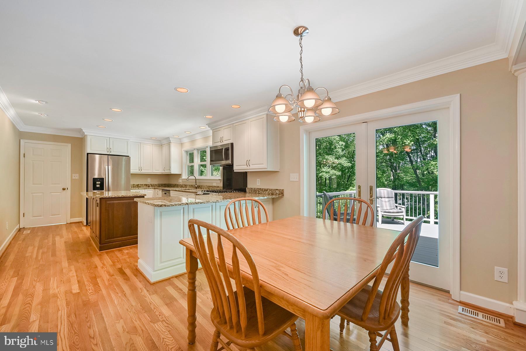3226 Cragun Road Edgewater, MD 21037 - Photo 20 of 57 Informal dining space off the kitchen