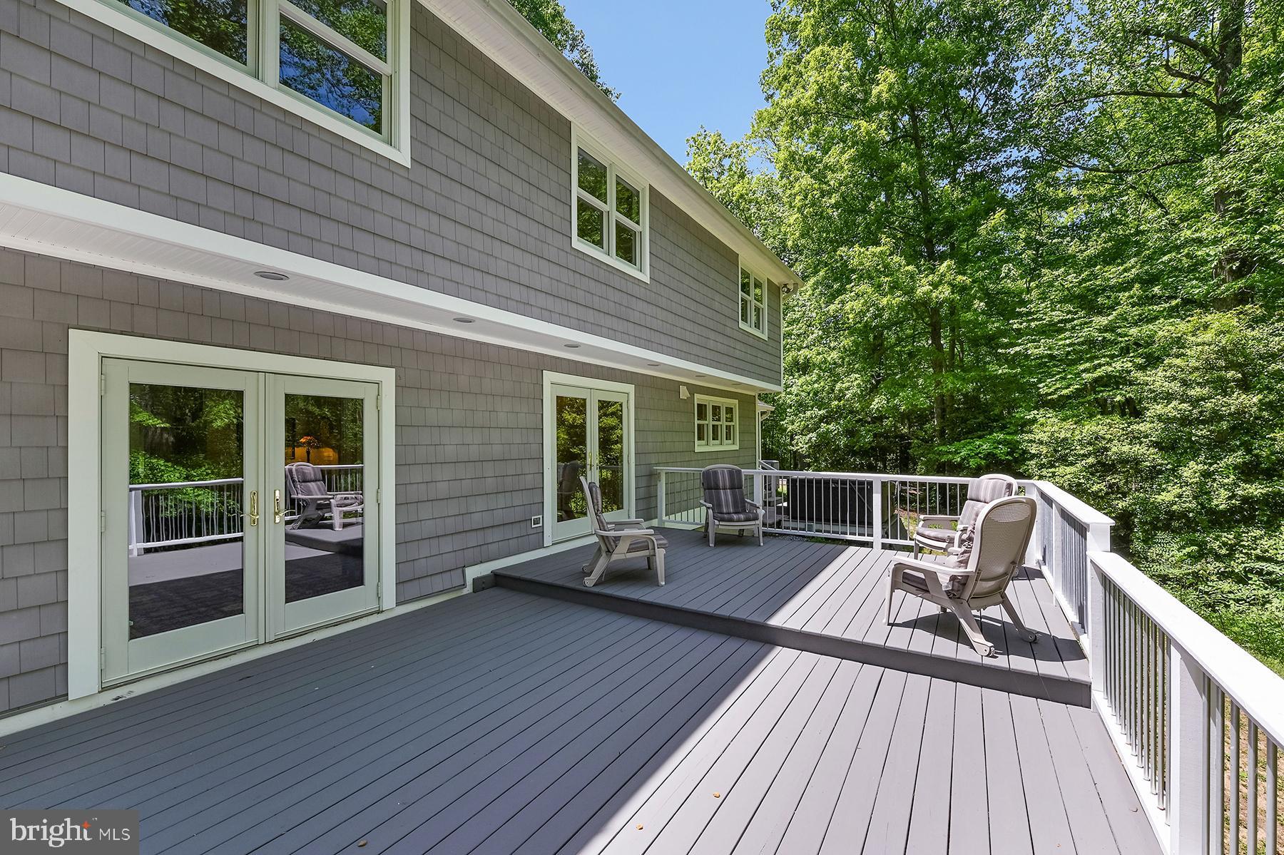 3226 Cragun Road Edgewater, MD 21037 - Photo 54 of 57 Waterside deck