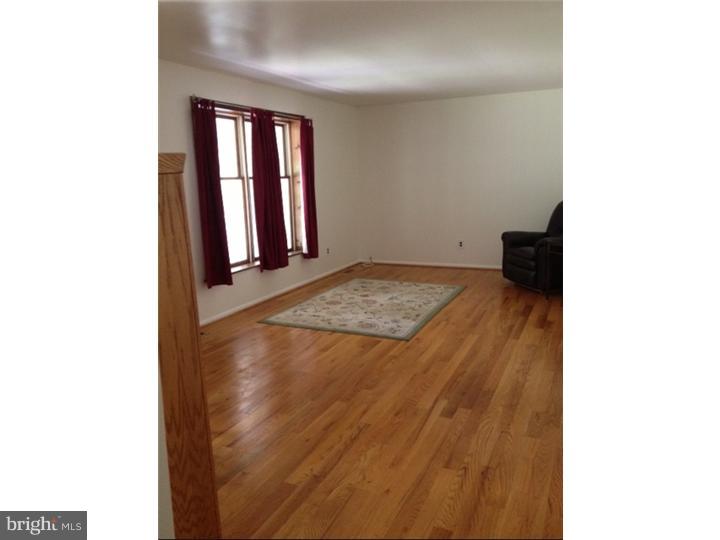 42 Wheatsheaf Road Shamong, NJ 08088 - Photo 3 of 23 Gallery Image 3