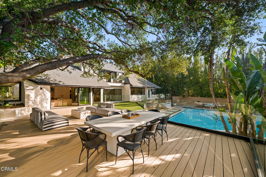 9617 Oak Pass Road Beverly Hills, CA 90210 - Photo 12 of 76 9617OakPassRoad-mls-2