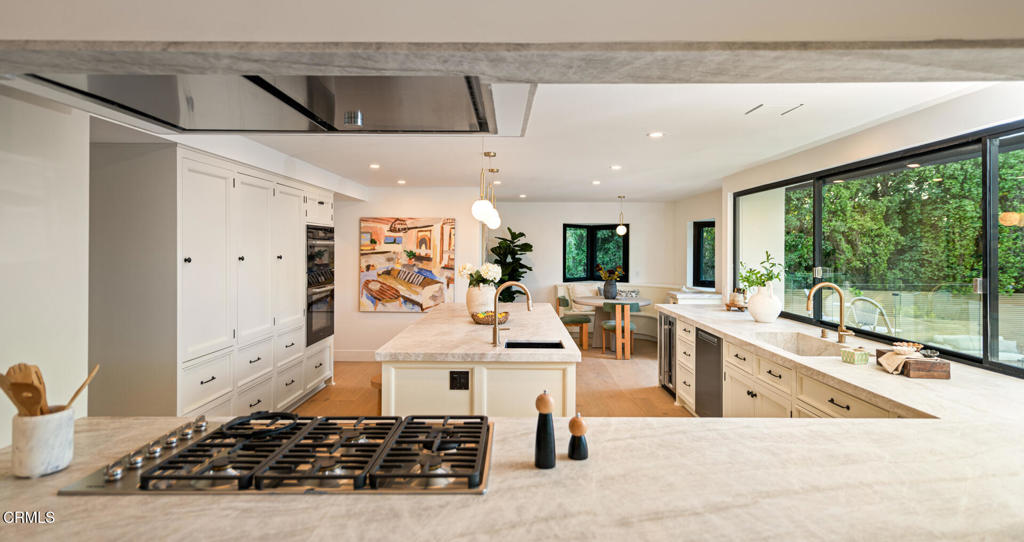 9617 Oak Pass Road Beverly Hills, CA 90210 - Photo 19 of 76 9617OakPassRoad-mls-24