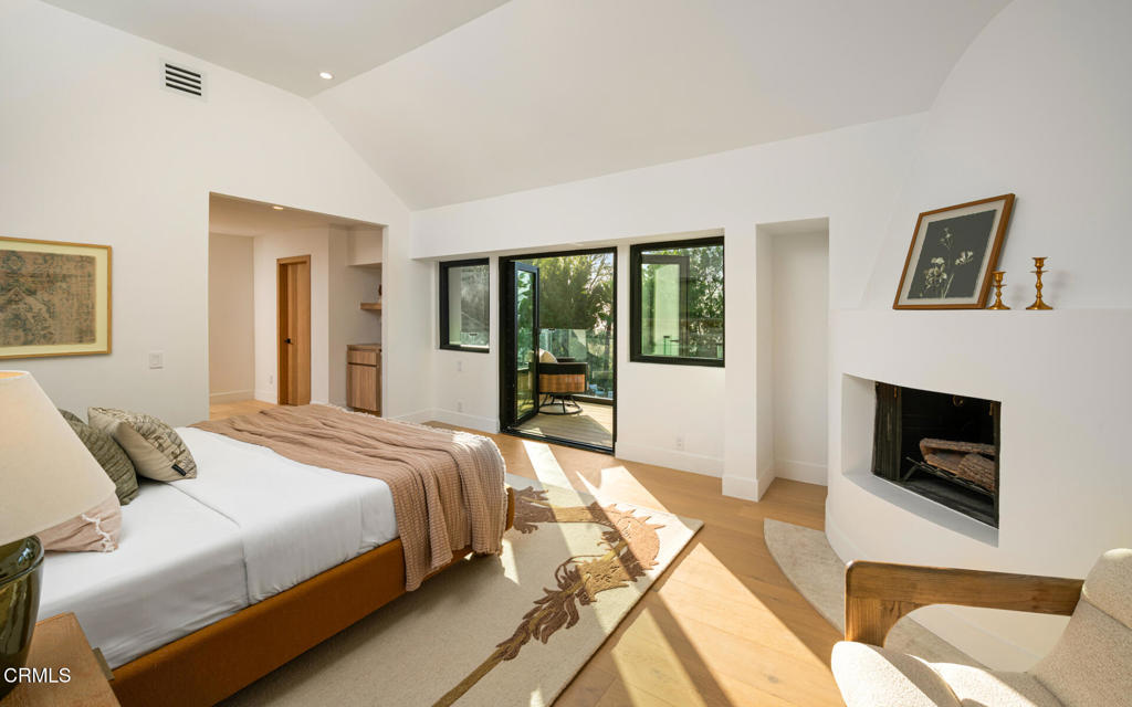 9617 Oak Pass Road Beverly Hills, CA 90210 - Photo 32 of 76 9617OakPassRoad-mls-35