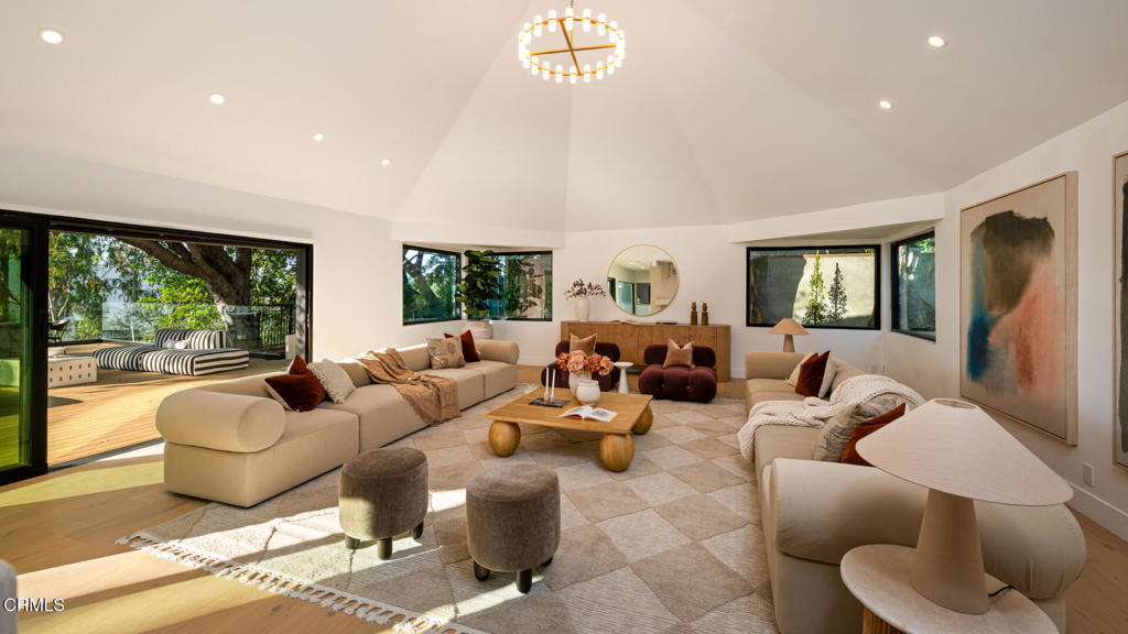 9617 Oak Pass Road Beverly Hills, CA 90210 - Photo 7 of 76 9617OakPassRoad-mls-16