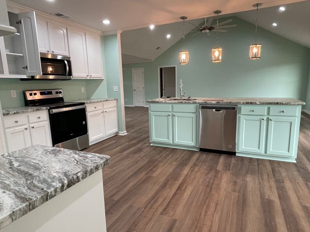 855 Panda Road Wedgefield, SC 29168 - Photo 11 of 25 Gallery Image 11