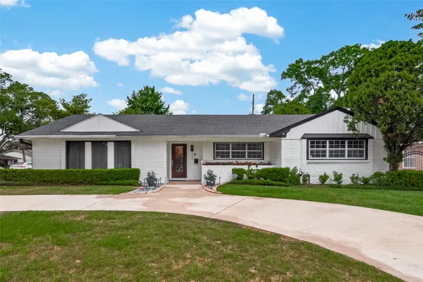 $4,500 | 5666 Overbrook Lane, Houston, TX 77056