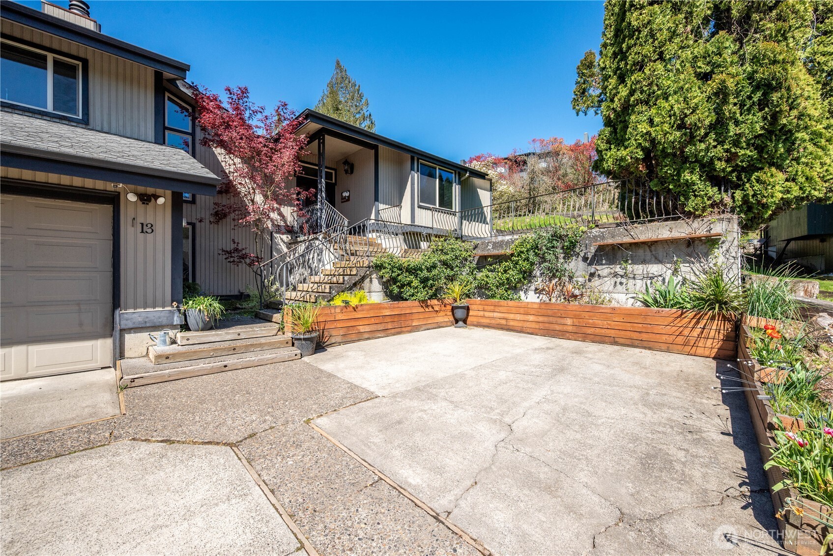 13 Judith Place Longview, WA 98632 - Photo 2 of 40