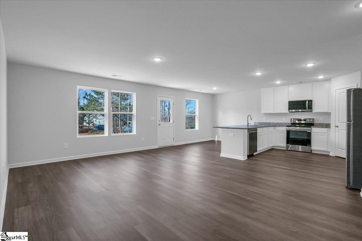 107 Alpine Heights Anderson, SC 29625 - Photo 3 of 35