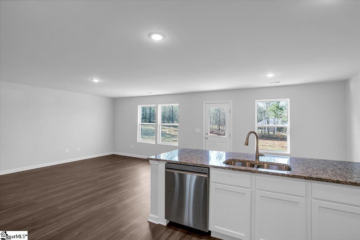 107 Alpine Heights Anderson, SC 29625 - Photo 7 of 35