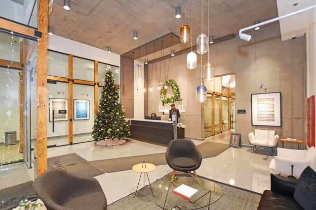 $4,471 | 60 East Randolph Street, Unit 1303, Chicago, IL 60601