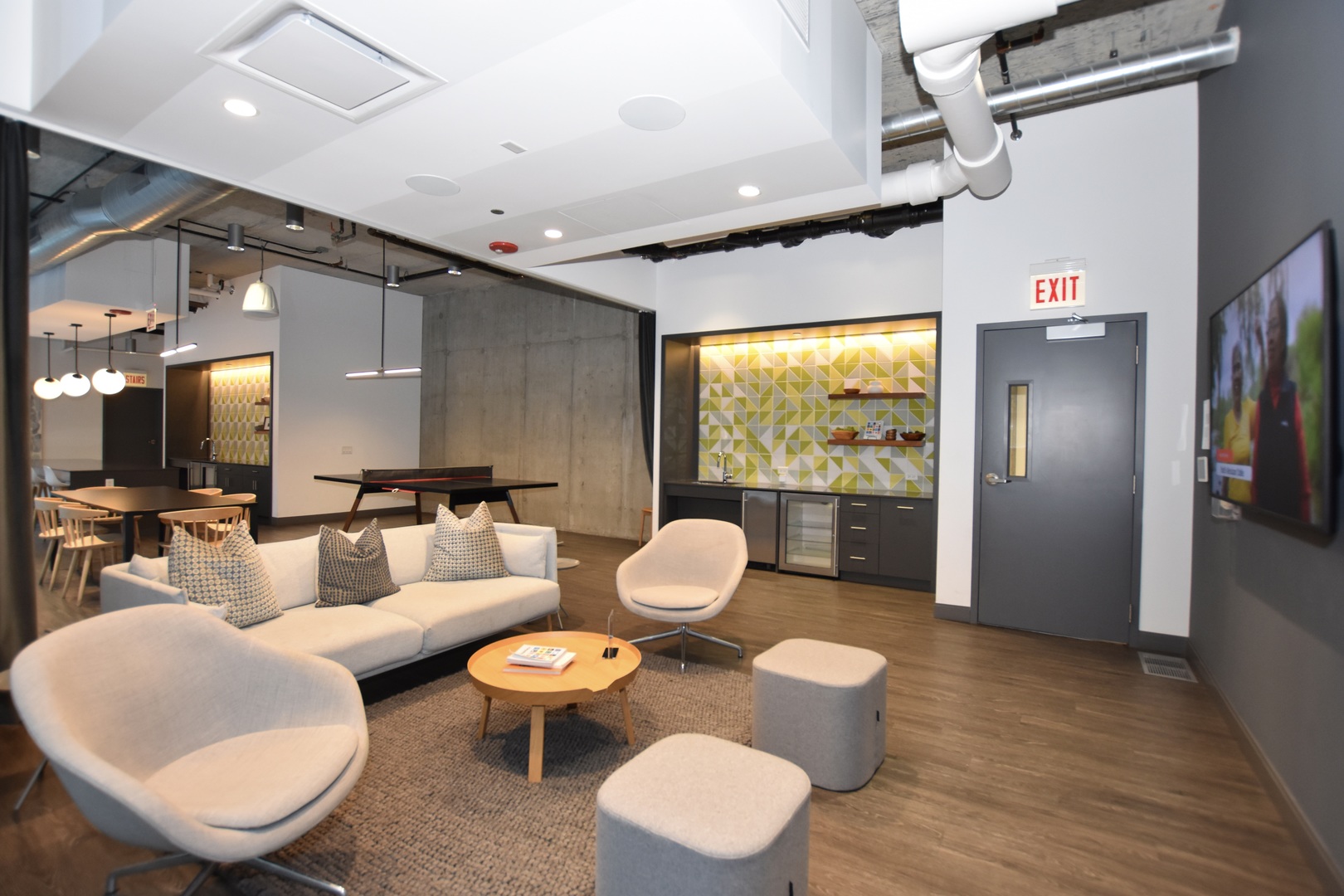 60 East Randolph Street, Unit 1303 Chicago, IL 60601 - Photo 29 of 38 a living room with furniture and a large window