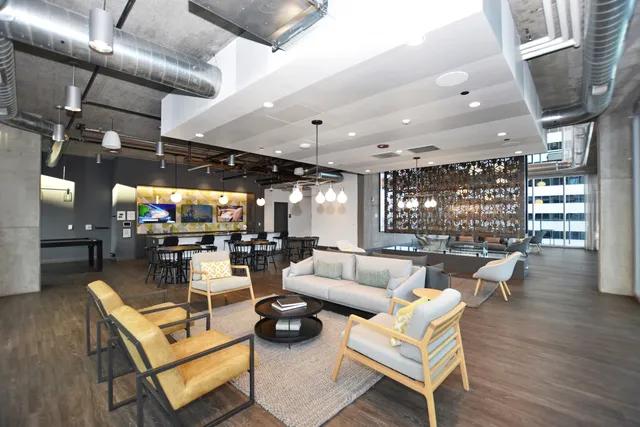 $4,471 | 60 East Randolph Street, Unit 1303, Chicago, IL 60601