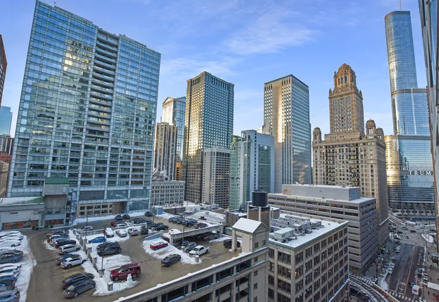 $4,471 | 60 East Randolph Street, Unit 1303, Chicago, IL 60601