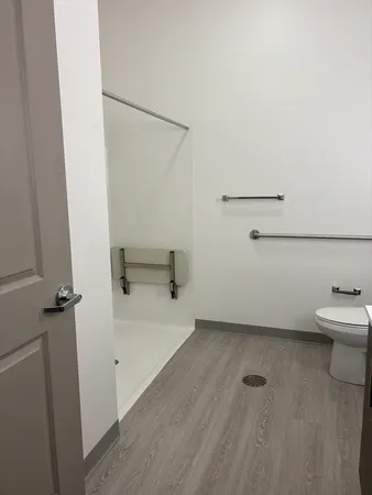 $2,350 | 626 Main Street, Unit 210, Dennis Port, MA 02639