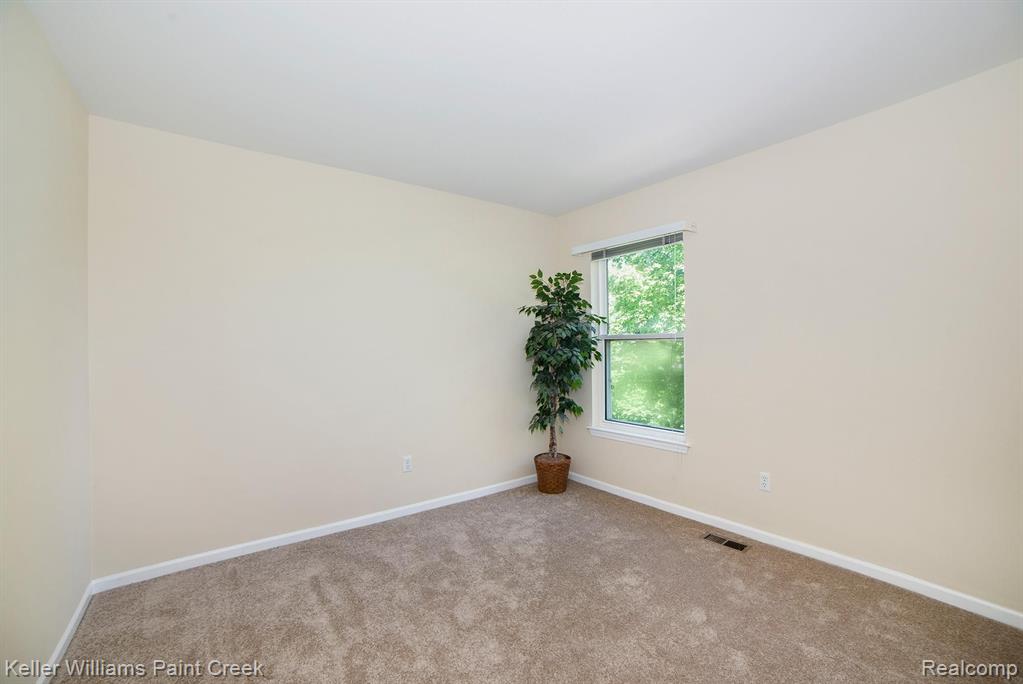 2741 Forest View Court Rochester Hills, MI 48307 - Photo 47 of 56