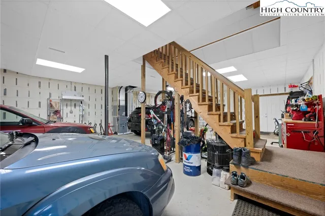 $599,900 | 132 Carlton Circle, Blowing Rock, NC 28605