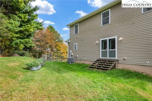 $599,900 | 132 Carlton Circle, Blowing Rock, NC 28605