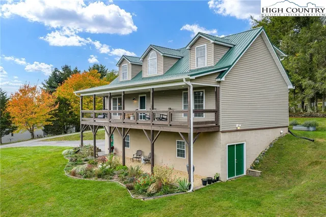 $599,900 | 132 Carlton Circle, Blowing Rock, NC 28605