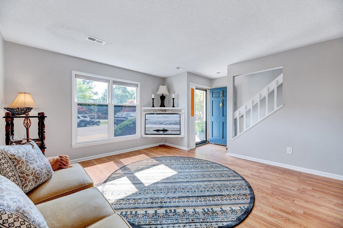 607 Springview Trail Garner, NC 27529 - Photo 5 of 40 Living Room