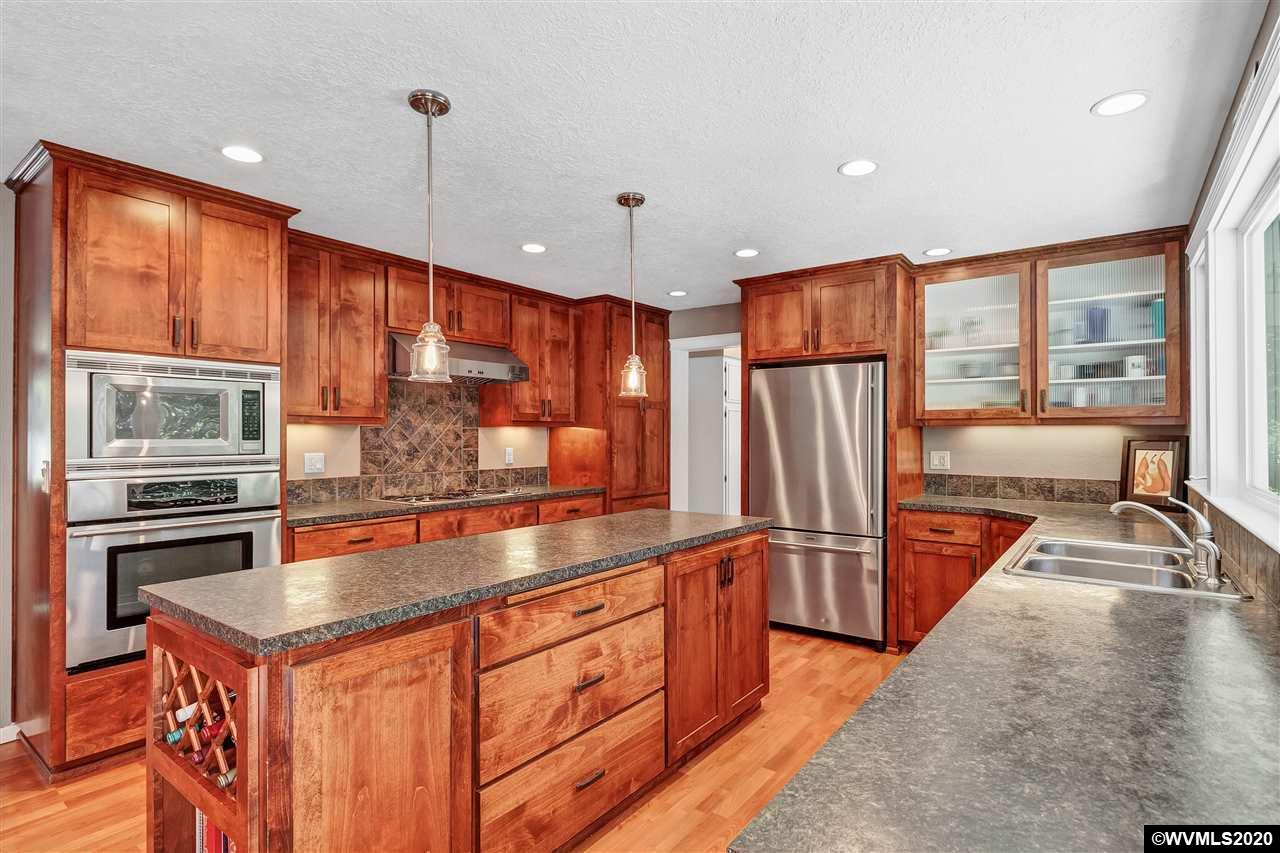 8345 Wheatland Road North Keizer, OR 97303 - Photo 11 of 42 Gallery Image 11