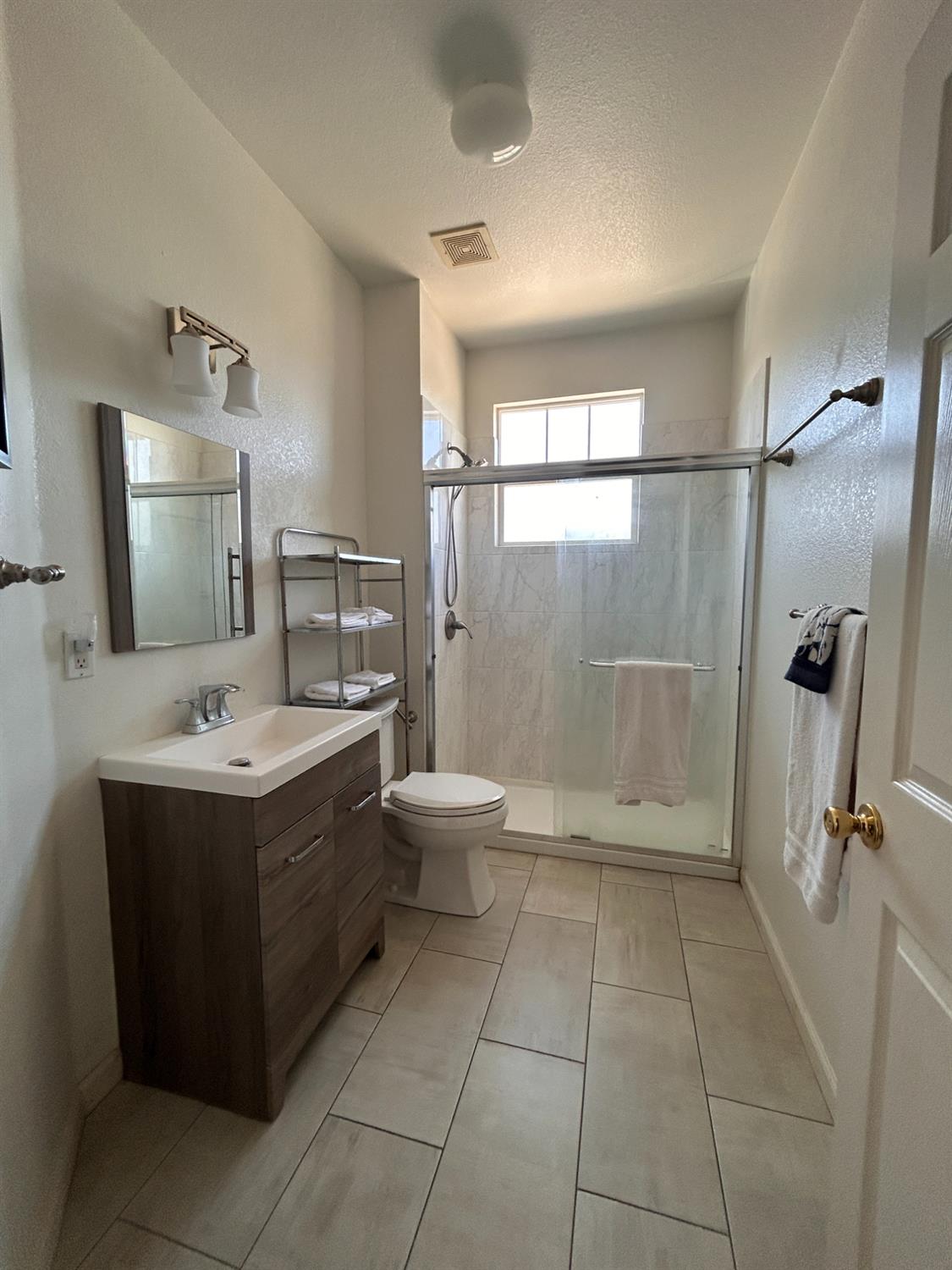 3308 Yerington Court Modesto, CA 95355 - Photo 22 of 37