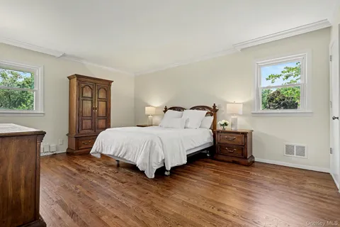 $1,250,000 | 38 Aspen Road, New Rochelle, NY 10804