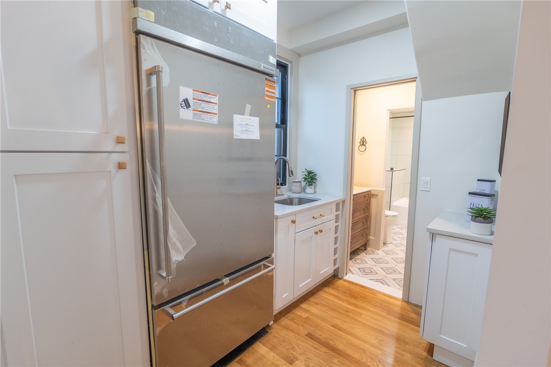 400 Angell Street Providence, RI 02906 - Photo 8 of 50