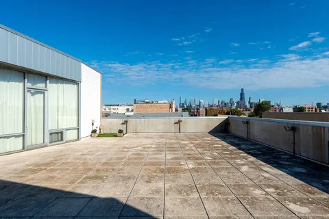 $3,249,000 | 2054 West Grand Avenue, Chicago, IL 60612