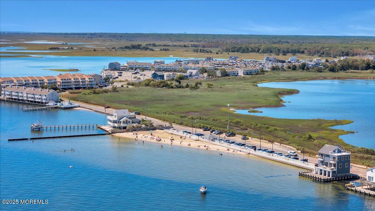6 Reno Court Barnegat, NJ 08005 - Photo 28 of 35 a view of an ocean and city