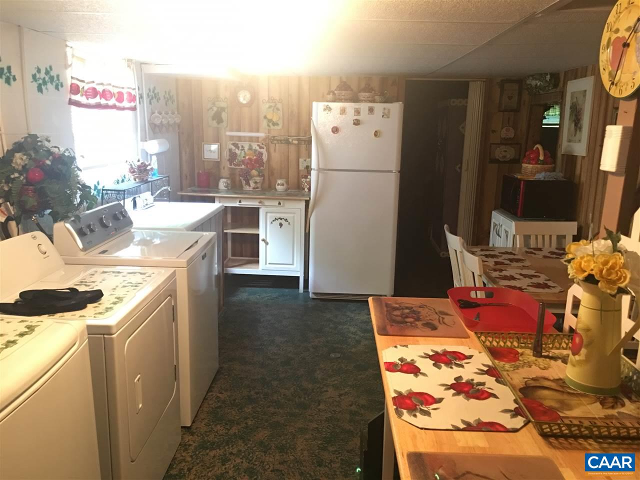 1715 Oneals Road Madison, VA 22727 - Photo 10 of 11 a utility room with dryer and washer