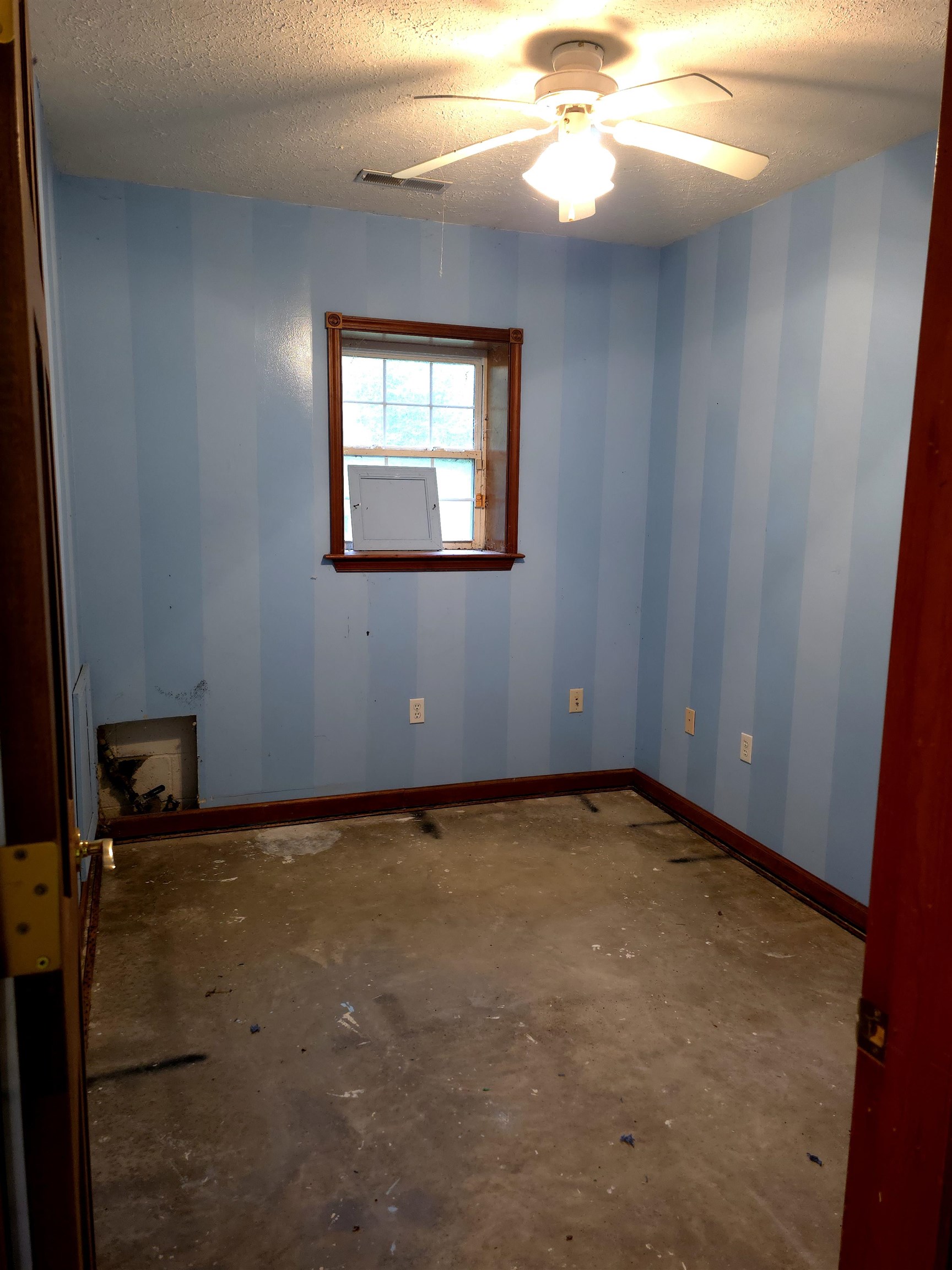 412 Devon Road, Unit B Staunton, VA 24401 - Photo 23 of 23