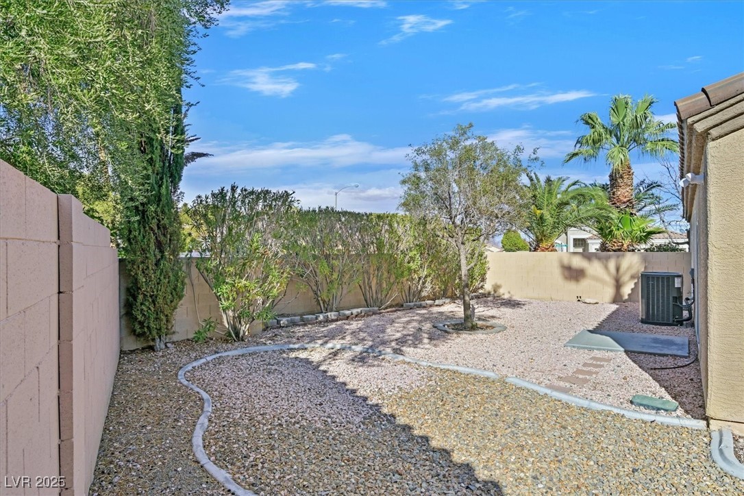 301 Treehouse Court Henderson, NV 89012 - Photo 32 of 48