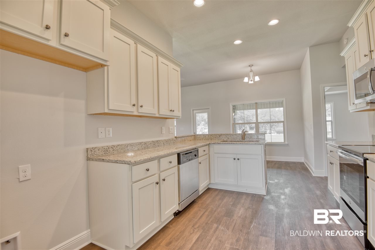 2440 Cherrywood Drive Foley, AL 36535 - Photo 15 of 33