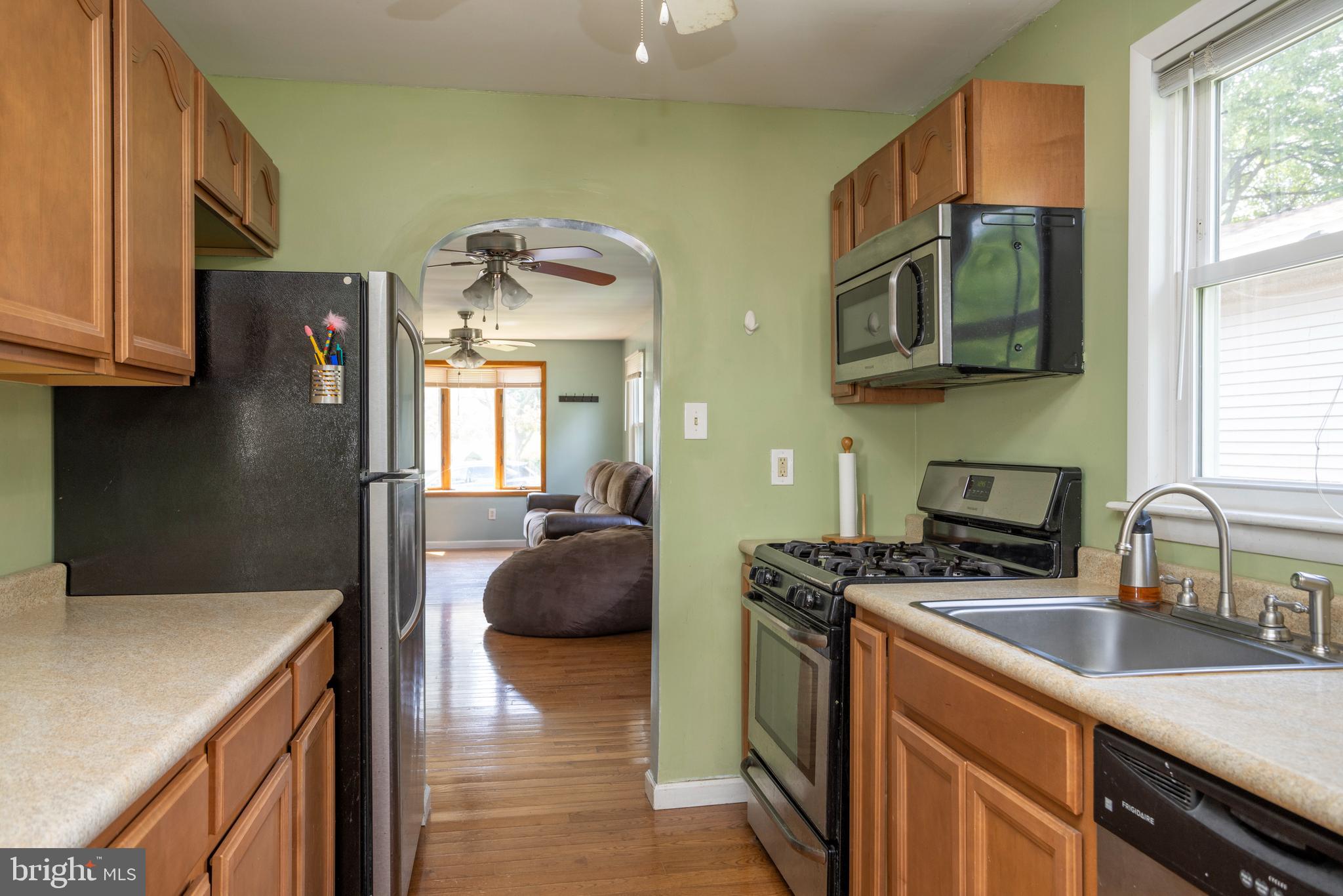 209 Cedar Road Wallingford, PA 19086 - Photo 7 of 27 Gallery Image 7