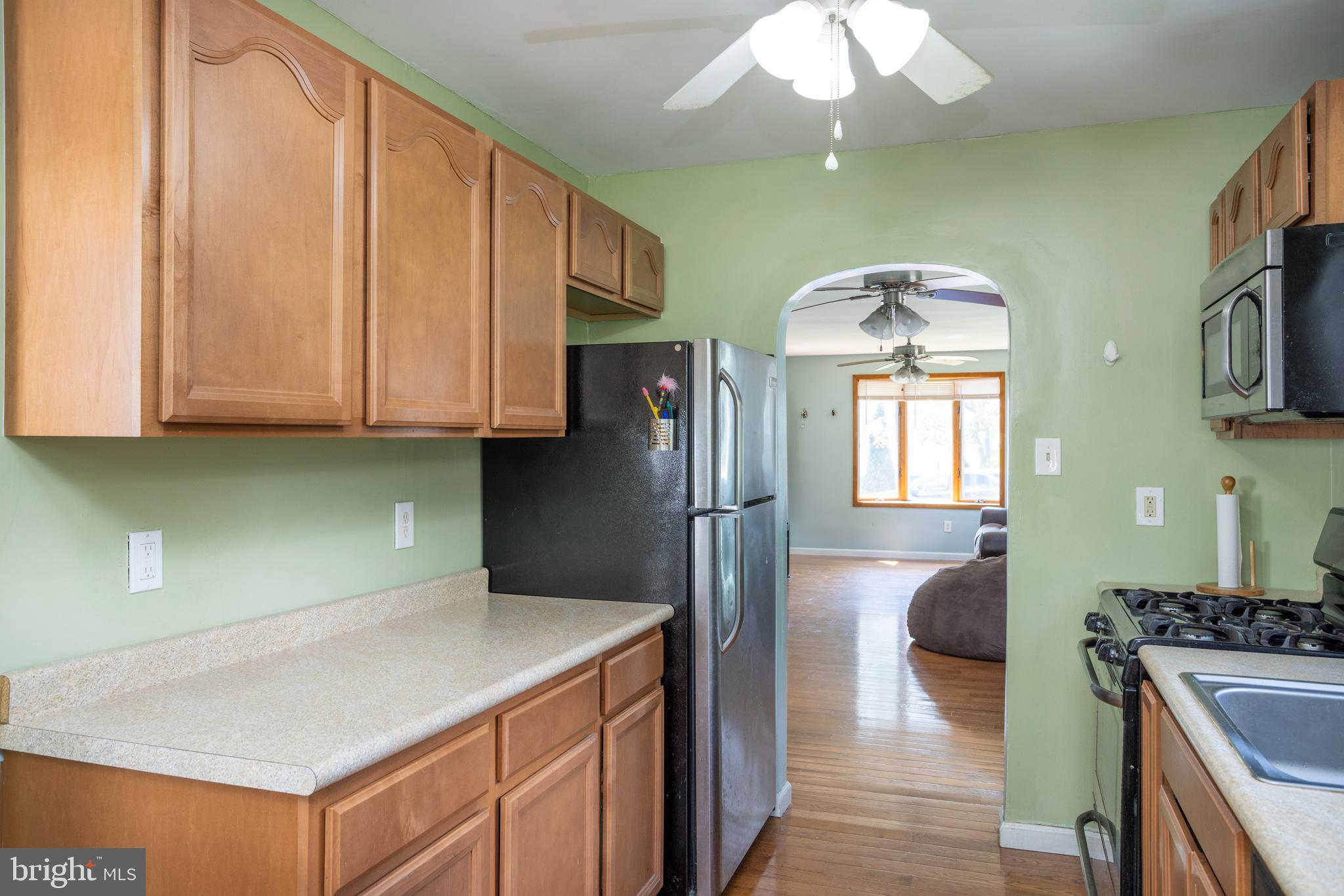 209 Cedar Road Wallingford, PA 19086 - Photo 8 of 27 Gallery Image 8