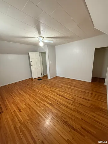 $75,000 | 404 West Pierce Street, Macomb, IL 61455