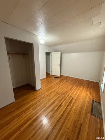 $75,000 | 404 West Pierce Street, Macomb, IL 61455