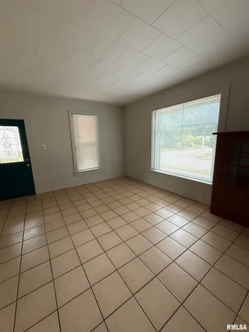 $75,000 | 404 West Pierce Street, Macomb, IL 61455