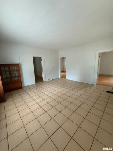 $75,000 | 404 West Pierce Street, Macomb, IL 61455