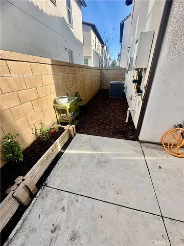 a view of a street with seating space