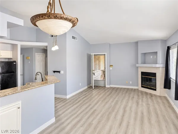 $1,600 | 1530 Dallas Terrace, Henderson, NV 89014