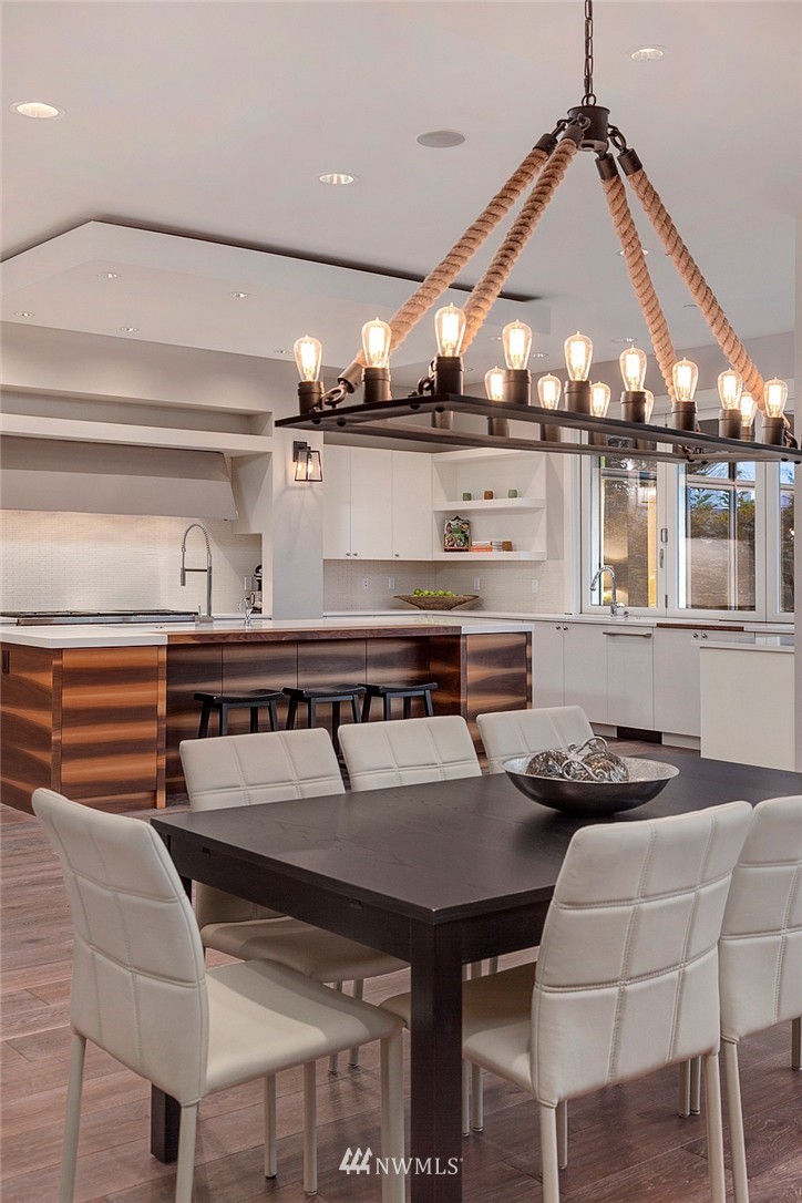 1028 Belfair Road Bellevue, WA 98004 - Photo 7 of 25 Gallery Image 7