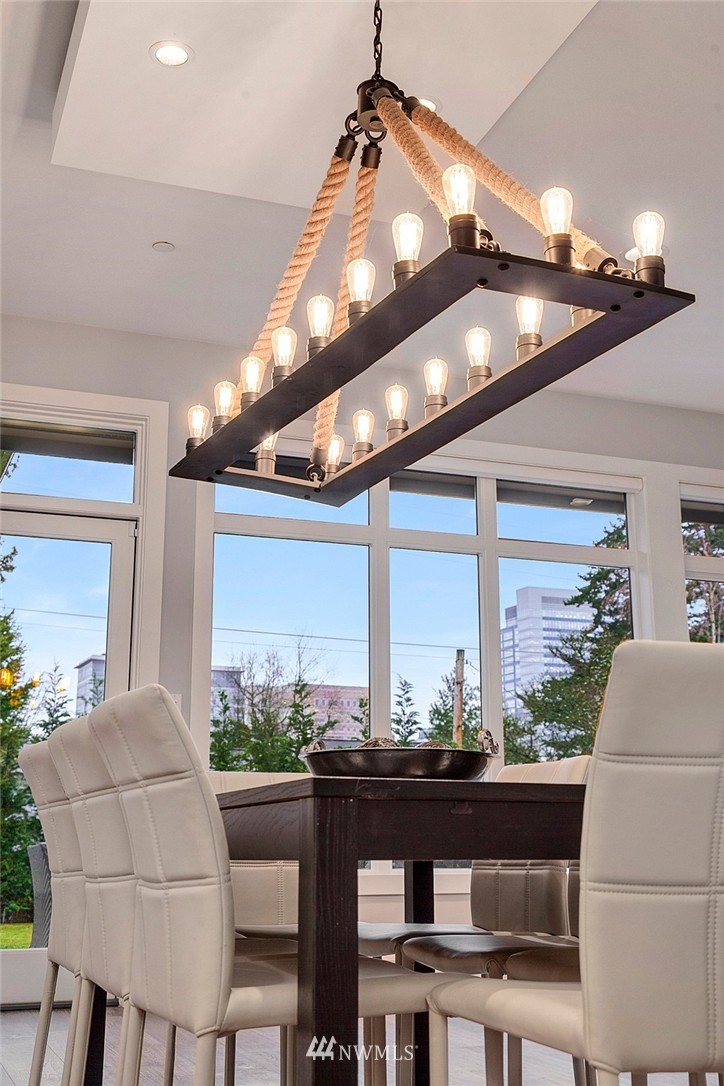 1028 Belfair Road Bellevue, WA 98004 - Photo 8 of 25 Gallery Image 8