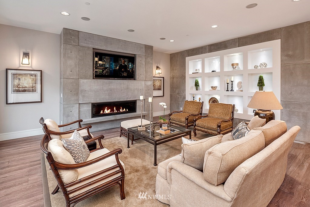 1028 Belfair Road Bellevue, WA 98004 - Photo 10 of 25 Gallery Image 10
